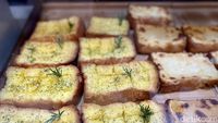 Lembut Harum Roti Susu Hokkaido topping Milo dan Es Krim di Bandung