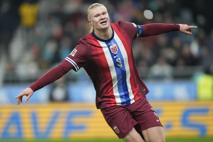 Norways Erling Haaland celebrates after scoring during the UEFA Nations League soccer match between Slovenia and Norway at Stozice stadium in Ljubljana, Slovenia, Thursday, Nov. 14, 2024. (AP Photo/Darko Bandic)