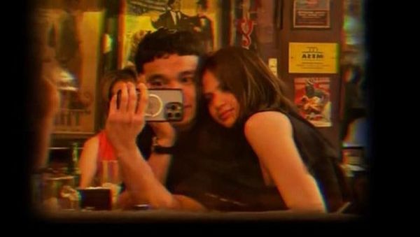 8 Foto Fadly Faisal & Maudy Effrosina Go Public, Pamer Kemesraan