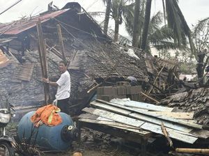 Filipina Dihantam Siklon Tropis Man-Yi, Begini Dampaknya ke RI