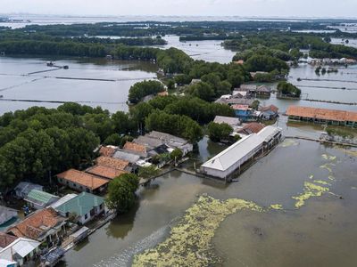Foto Udara Banjir Rob di Kabupaten Bekasi