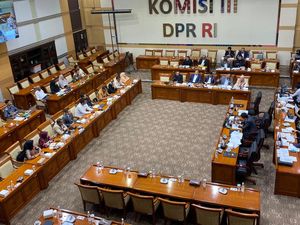 Video Anggota Komisi III Usul Bikin Panja Usut Kematian dr Aulia Risma Video Anggota Komisi III Usul Bikin Panja Usut Kematian dr Aulia Risma