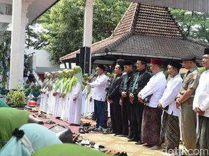 Warga Nahdliyin Ponorogo Gelar Istigasah dan Doa Bersama Dukung Giri Warga Nahdliyin Ponorogo Gelar Istigasah dan Doa Bersama Dukung Giri