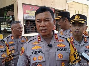 Penegasan Kapolda Sulsel soal Isu Ada Cagub Diduga Dibekingi Bandar Narkoba Penegasan Kapolda Sulsel soal Isu Ada Cagub Diduga Dibekingi Bandar Narkoba