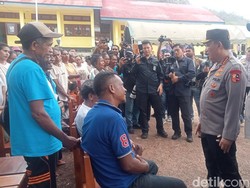 Kapolri Imbau Korban Erupsi Gunung Lewotobi Coblos di TPS Khusus Flores Timur