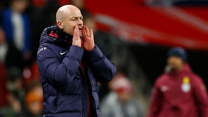 Soccer Football - Nations League - Group Stage - England v Republic of Ireland - Wembley Stadium, London, Britain - November 17, 2024 England interim manager Lee Carsley reacts Action Images via Reuters/Andrew Boyers