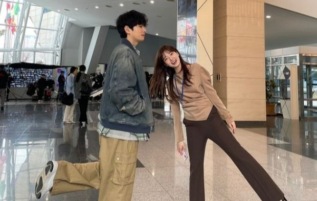 Lee Yi Kyung dan Jo Soo Min/Foto: Instagram @soominn_jo