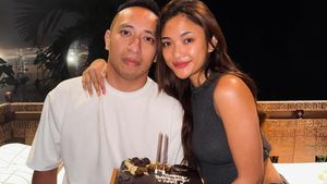 Potret Marion Jola Kulineran Bareng Pacar hingga Masak Capcay