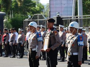 Polisi Berpangkat Bripka di Bengkulu Dipecat karena Tak Masuk Kerja 30 Hari Polisi Berpangkat Bripka di Bengkulu Dipecat karena Tak Masuk Kerja 30 Hari