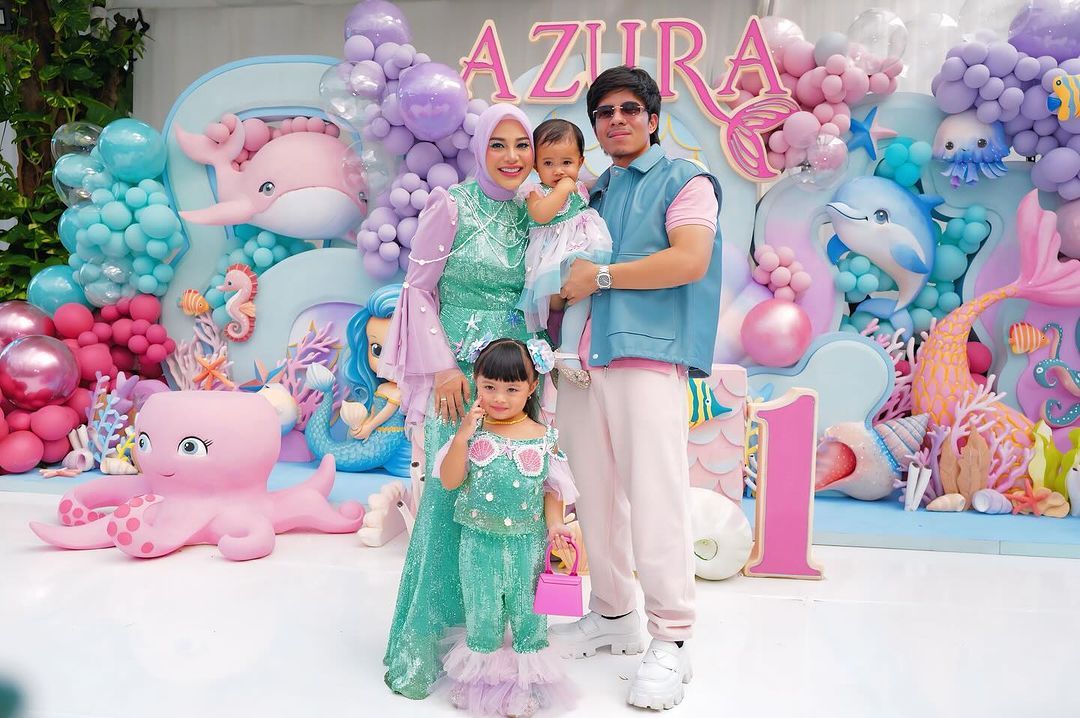 Pesta Ulang Tahun Azura Putri Atta dan Aurel Pesta Ulang Tahun Azura Putri Atta dan Aurel