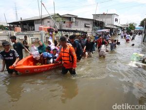 Potret Banjir Rob yang Merendam Muara Angke Jakarta Utara