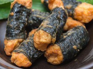 Resep Ayam Gulung Nori Goreng yang Renyah Gurih Untuk Lauk Bekal Resep Ayam Gulung Nori Goreng yang Renyah Gurih Untuk Lauk Bekal
