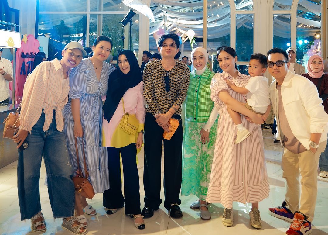 Ulang tahun Azura, anak Aurel Hermansyah dan Atta Halilintar Ulang tahun Azura, anak Aurel Hermansyah dan Atta Halilintar