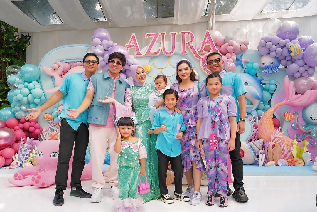 Ulang tahun Azura, anak kedua Atta Halilintar dan Aurel Hermansyah Ulang tahun Azura, anak kedua Atta Halilintar dan Aurel Hermansyah