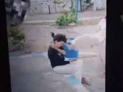 Remaja di Gresik Di-bully hingga Kepalanya Ditendang Juga Diancam Dibunuh