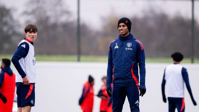 MANCHESTER, ENGLAND - NOVEMBER 18: Marcus Rashford of Manchester United trains during the Manchester United training session at Carrington Training Ground on November 18, 2024 in Manchester, England. (Photo by Ash Donelon/Manchester United via Getty Images)
