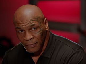 Viral Debat 100 Pria Vs Gorila, Mike Tyson Ikut Angkat Suara Viral Debat 100 Pria Vs Gorila, Mike Tyson Ikut Angkat Suara
