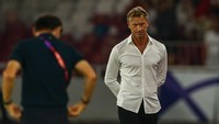Prancis juga memiliki 14 pelatih timnas yang tersebar di berbagai benua. Selain Didier Deschamps di negeri sendiri, ada Herve Renard (Arab Saudi, foto di atas), Rudi Garcia (Belgia), Willy Sagnol (Georgia), Isaac Ngata (Kongo), Sebastien Desabre (RD Kongo), Michel Dussuyer (Guinea), Corentin Martins (Madagaskar), Guillaume Moullec (Mauritius), Nicolas Dupuis (Sudan Selatan), Jean-Claude Darcheville (Guyana Prancis), Sebastien Migne (Haiti), Marc Collat (Martinique), dan Johann Sidaner (New Caledonia). Foto: Rifkianto Nugroho/detikcom