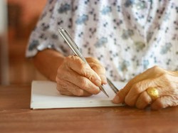 Rahasia Umur Panjang Nenek di China hingga Bisa Rayakan Ultah ke-124