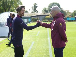 Grealish Bilang Begini soal Lee Carsley, Sindir Southgate?