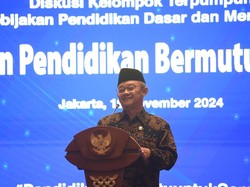 Mendikdasmen: Bukan Gaji Guru, Tapi Tunjangan Sertifikasi yang Rp 2 Juta