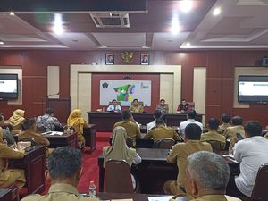 Pemkab Blitar Gelar Bimtek Bahaya Judol di Kalangan ASN Pemkab Blitar Gelar Bimtek Bahaya Judol di Kalangan ASN