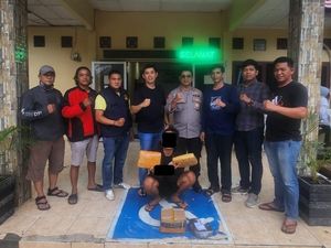Pria di Muara Enim Diringkus saat Ambil Paket Ganja Kering 1,8 Kilogram Pria di Muara Enim Diringkus saat Ambil Paket Ganja Kering 1,8 Kilogram