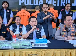 Polisi Tangkap 2 Kurir Narkoba, Mobil Isi Sabu Rp 80 M Disita di Parkiran Mal