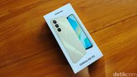 Unboxing Galaxy A16 5G: HP Samsung Rp 3 Jutaan Bonus Voucher PLN