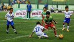 Semangat Peserta U-10 dan U-12 Tanding di Stadion Siliwangi Bandung