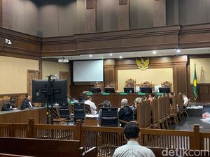 Ahli Jelaskan Soal Kerugian Negara Rp 92 M dari Kekurangan Stok Emas Antam Ahli Jelaskan Soal Kerugian Negara Rp 92 M dari Kekurangan Stok Emas Antam