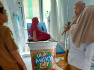 4 Siswa SD di Bone Bolango Diduga Keracunan Minuman dari Kantin Sekolah 4 Siswa SD di Bone Bolango Diduga Keracunan Minuman dari Kantin Sekolah