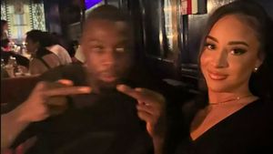 7 Foto Bintang Dewasa yang Jadi Sorotan, Diduga Dipacari Pemain Flop Arsenal
