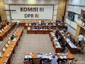 Johanis Tanak di Tes Capim: Saya Akan Tutup OTT, Tak Sesuai dengan KUHAP Johanis Tanak di Tes Capim: Saya Akan Tutup OTT, Tak Sesuai dengan KUHAP