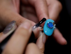 Kisah Wanita Nyaris Tak Tertolong saat Serangan Jantung gegara Kuku Palsu