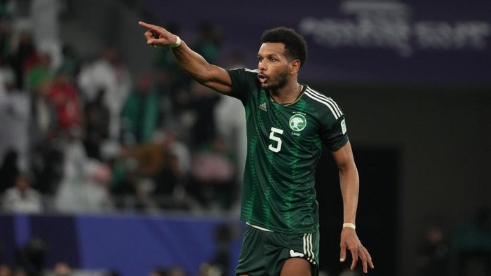 AL RAYYAN, QATAR - JANUARY 30: Ali Al-Bulayhi of Saudi Arabia looks on during the AFC Asian Cup Round of 16 match between Saudi Arabia and South Korea at Education City Stadium on January 30, 2024 in Al Rayyan, Qatar. (Photo by Masashi Hara/Getty Images)