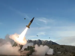 Ukraina Tembakkan Rudal Jarak Jauh AS, Rusia Bilang Gini