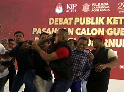 Video Momen Kericuhan di Debat Pilkada: Adu Jotos hingga Cabup Turun Podium