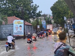 Jalan Bungur Raya di Depok Tergenang Sore Ini, Lalin Macet