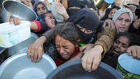 Perjuangan Pahit Warga Gaza Demi Dapat Makanan