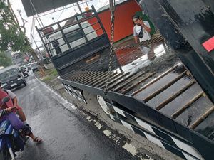 Tabrak Pasutri hingga Tewas-Kaki Putus, Sopir Truk Ditahan Tabrak Pasutri hingga Tewas-Kaki Putus, Sopir Truk Ditahan