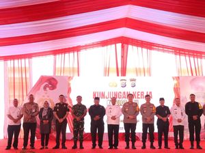 AKBP Fahrian Ungkap Persiapan-Sarpras ke Kapolda Riau Jelang Pencoblosan AKBP Fahrian Ungkap Persiapan-Sarpras ke Kapolda Riau Jelang Pencoblosan