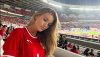 8 Potret Pacar Supermodel Marteen Paes Luna Bilj Nonton Timnas di GBK