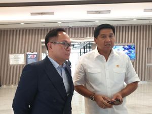 Menteri Ara Mau Bangun Hunian Nempel Stasiun di Lahan Tak Terpakai KAI Menteri Ara Mau Bangun Hunian Nempel Stasiun di Lahan Tak Terpakai KAI