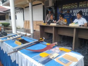 Penampakan Sajam Milik Geng Motor Remaja di Asahan
