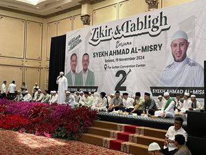 Jemaah Tabligh Akbar Doakan Kemenangan RD-PS di Pilkada Palembang Jemaah Tabligh Akbar Doakan Kemenangan RD-PS di Pilkada Palembang