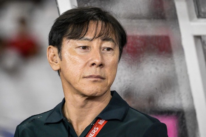 Indonesias national team coach Shin Tae Yong looks on during the 2026 World Cup Asian qualification football match between Saudi Arabia and Indonesia at Bung Karno Stadium in Jakarta on November 19, 2024. (Photo by BAY ISMOYO / AFP)