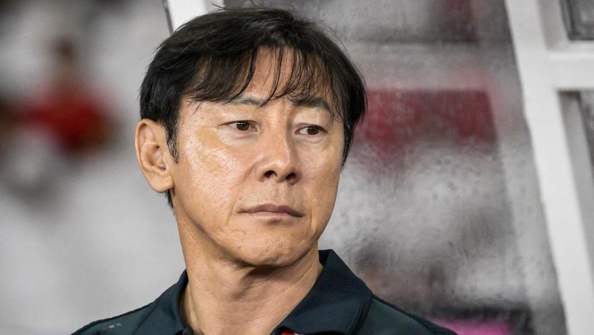 Shin Tae-yong sedang menunggu kepastian masa depannya bersama Timnas Indonesia. (Foto: AFP/BAY ISMOYO)