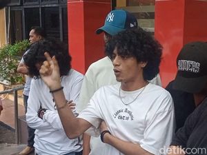 Video: Ayah Vadel Badjideh Akui Sakit Hati Merasa Difitnah Nikita Mirzani Video: Ayah Vadel Badjideh Akui Sakit Hati Merasa Difitnah Nikita Mirzani