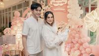 8 Foto Aqiqah Kimova Anak Kevin Aprilio, Paras Cucu Memes-Addie MS Disorot